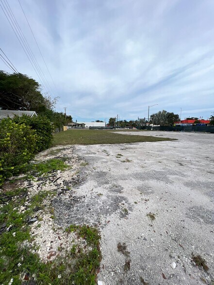 1237 NE 4th Ave, Fort Lauderdale, FL à vendre - Photo du bâtiment - Image 3 de 15