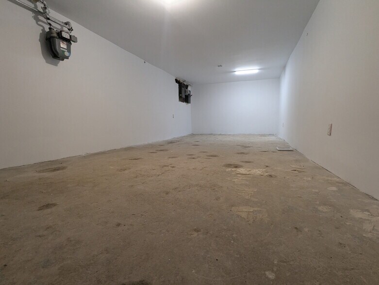 3965-3973 Bronxwood Ave, Bronx, NY à louer - Photo du bâtiment - Image 3 de 4