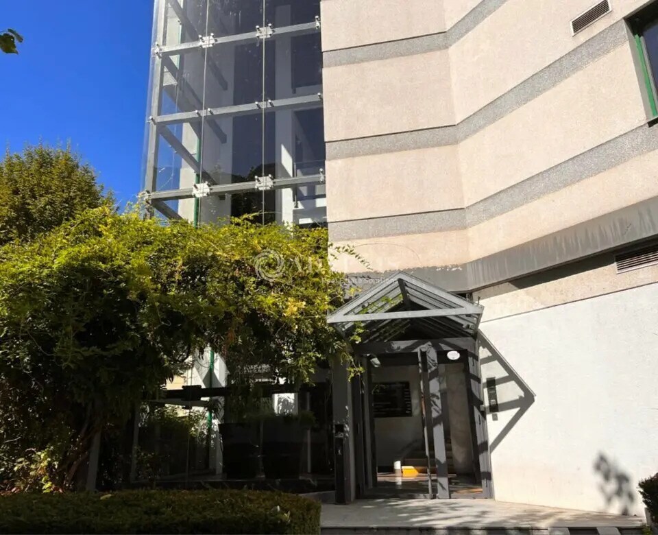 Office in Lyon for lease Building Photo- Image 1 of 7