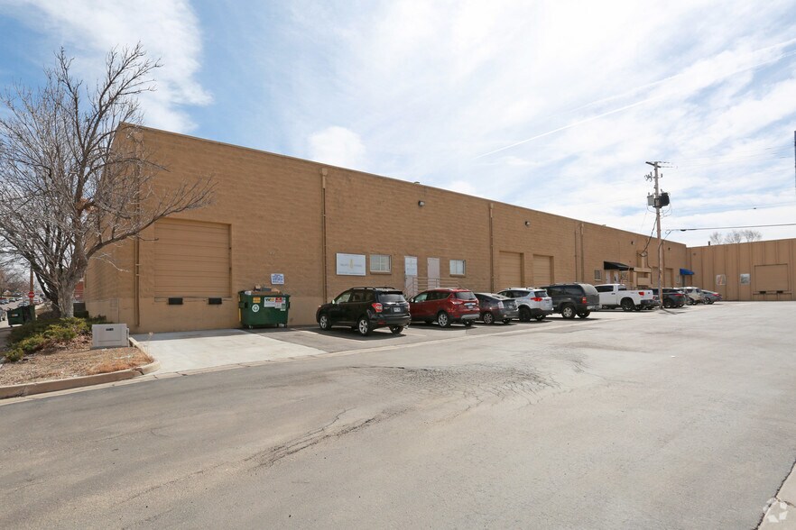 4900-4950 E Asbury Ave, Denver, CO à louer - Photo principale - Image 2 de 5