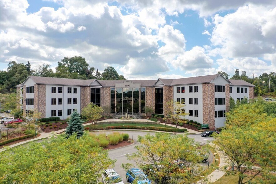 7000 Stonewood Dr, Wexford, PA à louer - Photo principale - Image 1 de 4