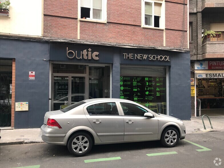 Calle de Luis Cabrera, 55, Madrid, Madrid à louer - Photo du bâtiment - Image 2 de 4