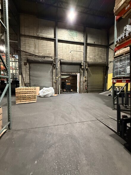 27 Selvage St, Irvington, NJ à louer - Photo intérieure - Image 3 de 8