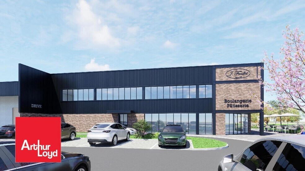 Office in Dreux for lease - Building Photo - Image 2 of 5
