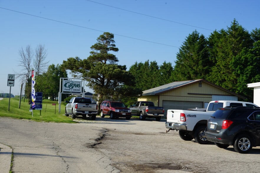 N4494 State Highway 42, Kewaunee, WI for sale - Building Photo - Image 3 of 28