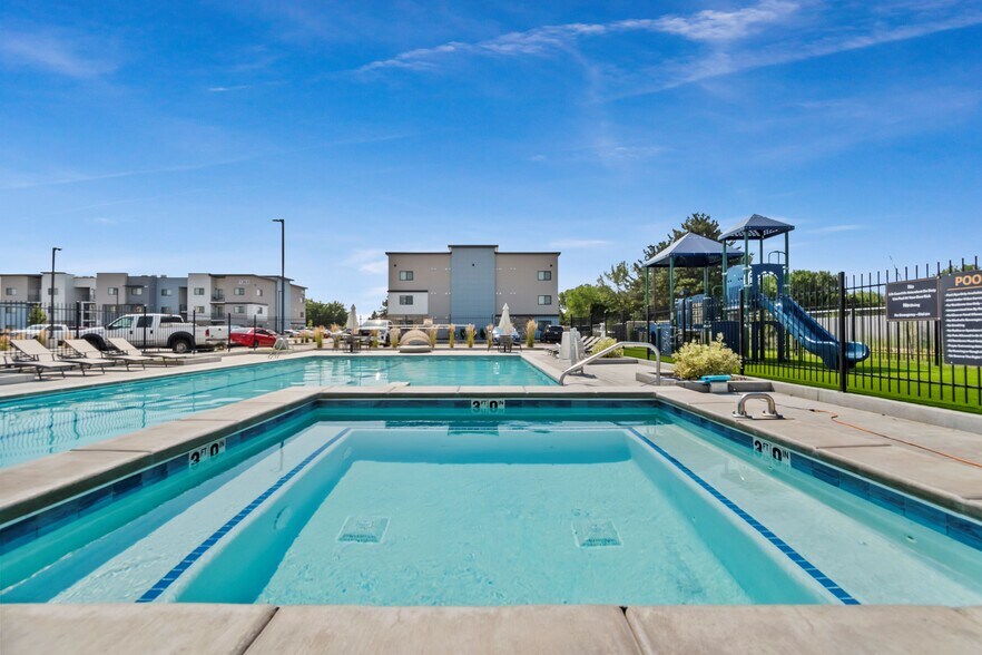 1275 Caldwell Blvd, Nampa, ID à vendre - Photo du bâtiment - Image 2 de 21