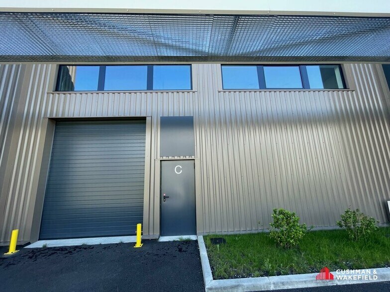 Flex in Mérignac for lease - Building Photo - Image 2 of 14