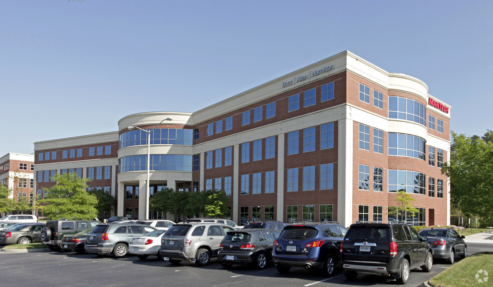 5700 Lake Wright Dr, Norfolk, VA for lease - Building Photo - Image 3 of 19