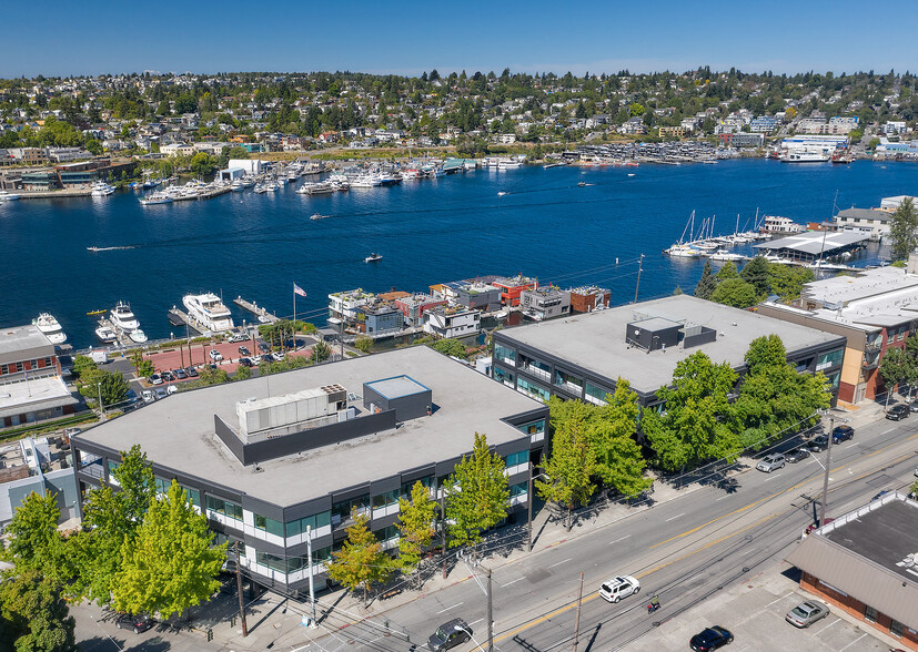 2815 Eastlake Ave E, Seattle, WA for lease - Aerial - Image 2 of 9