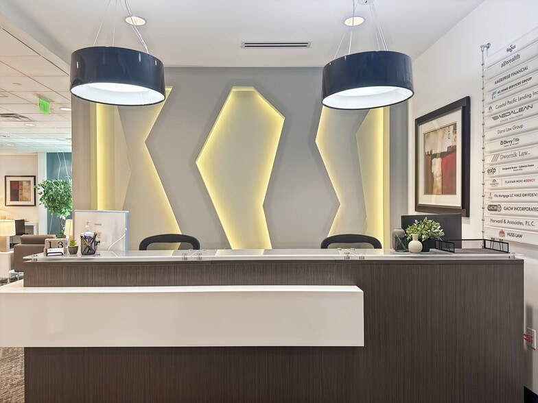 3100 W Ray Rd, Chandler, AZ for lease - Building Photo - Image 2 of 3