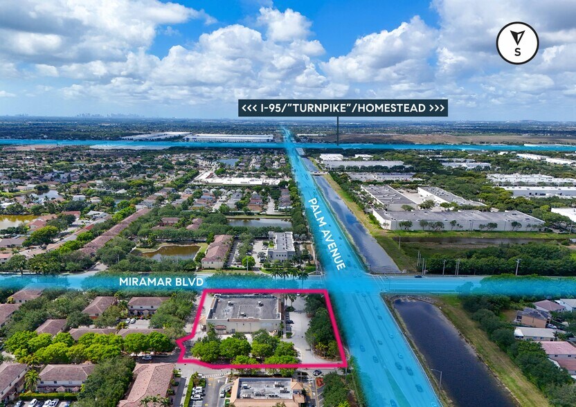 2499 SW 101st Ave, Miramar, FL à vendre - Photo du bâtiment - Image 2 de 14