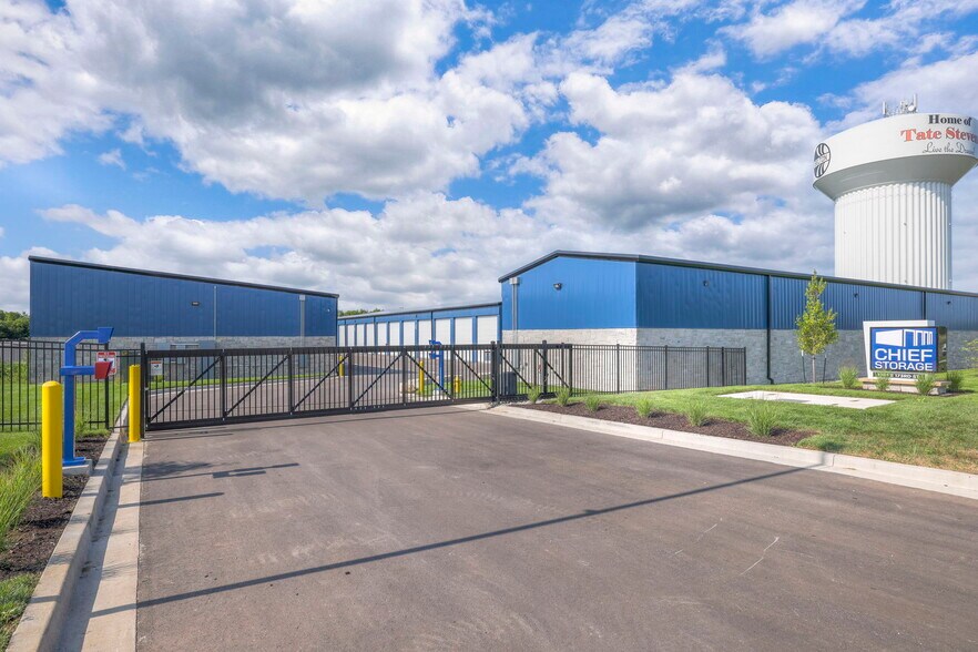 1901 E 173rd St, Belton, MO à louer - Photo du bâtiment - Image 2 de 7