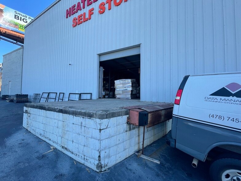 1955 Dove St, Macon-Bibb, GA for lease - Building Photo - Image 3 of 17