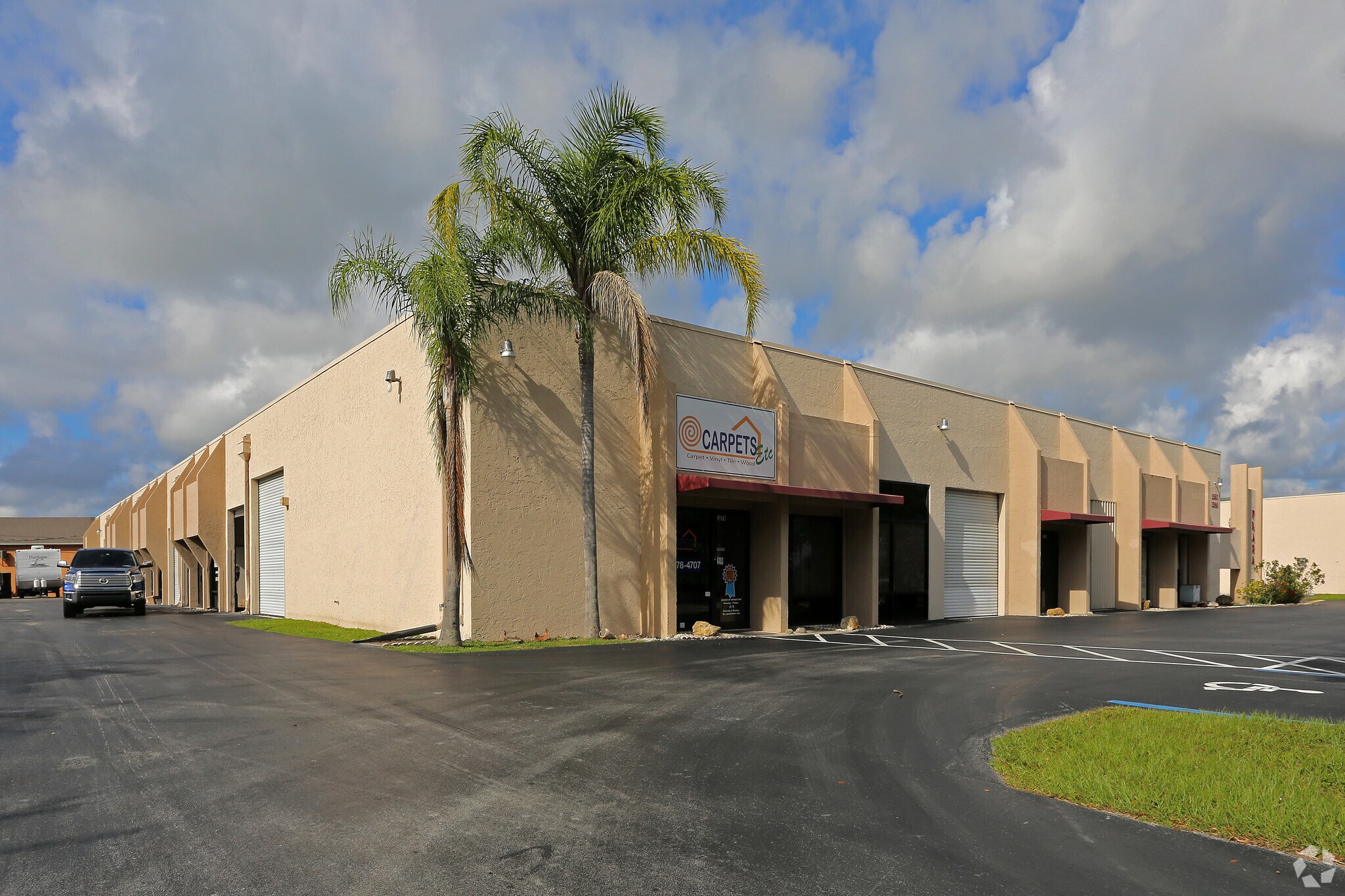 1360-1396 SE Huffman Rd, Port Saint Lucie, FL for lease Primary Photo- Image 1 of 51