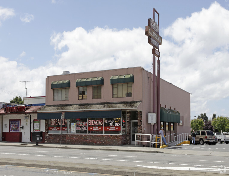 24045-24047 Mission Blvd, Hayward, CA à vendre - Photo principale - Image 1 de 1