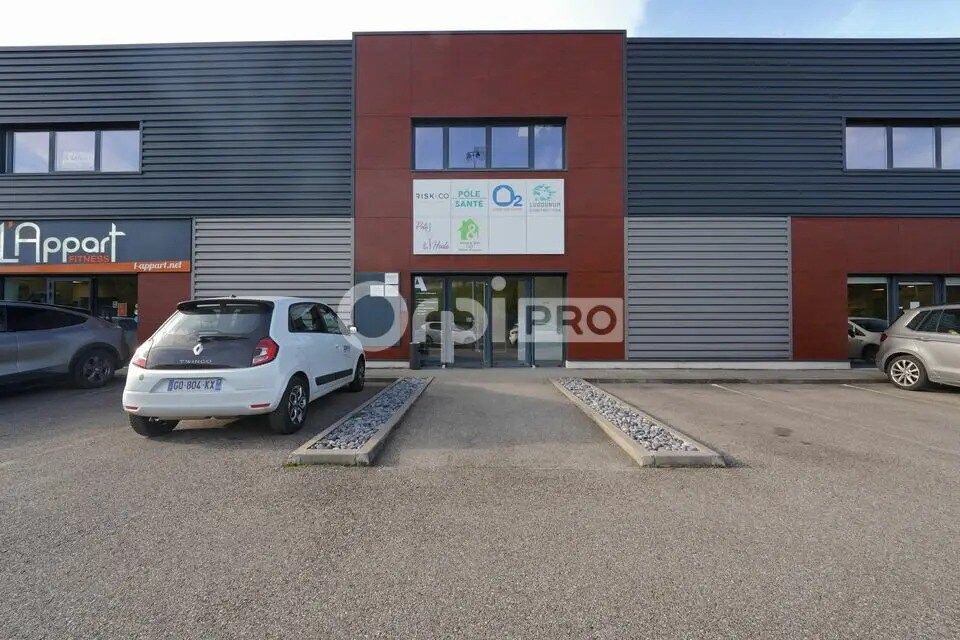Office in Marcilly-d'Azergues for lease Primary Photo- Image 1 of 4