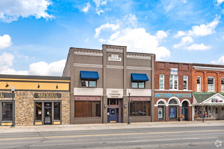10 N Washington St, Oxford, MI à vendre - Photo du bâtiment - Image 1 de 3