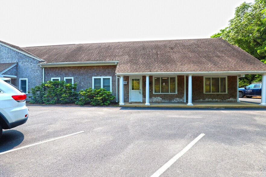 15 Carlson Ln, Falmouth, MA for lease - Building Photo - Image 2 of 14