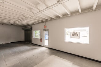 24 NE 1st Ave, Dania Beach, FL à louer Photo intérieure- Image 2 de 8