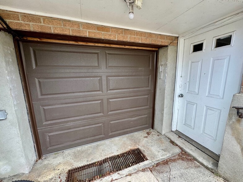 86-20 57th Rd, Elmhurst, NY for sale - Building Photo - Image 3 of 24