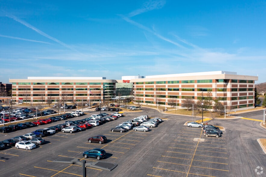 5151 Corporate Dr, Troy, MI for sale - Building Photo - Image 3 of 8