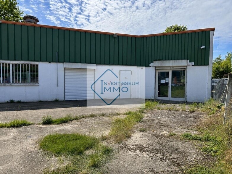 Flex in Sainte-Geneviève-des-Bois for sale - Building Photo - Image 2 of 6