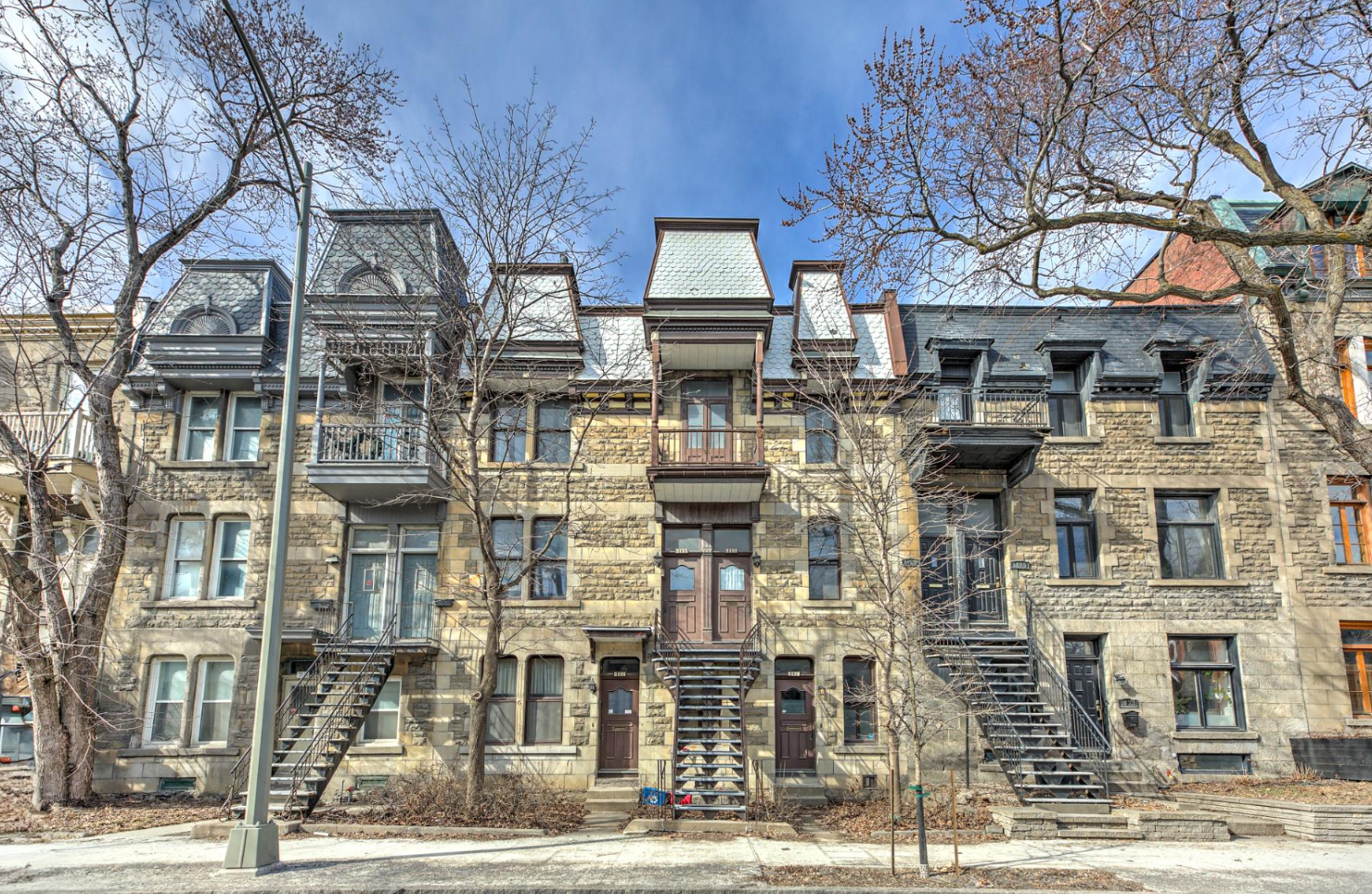 3135 Rue Saint-Antoine O, Westmount, QC for sale Primary Photo- Image 1 of 6