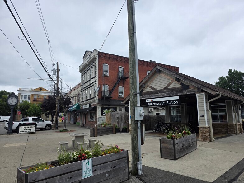 134 Anderson St, Hackensack, NJ à vendre - Photo du bâtiment - Image 3 de 8