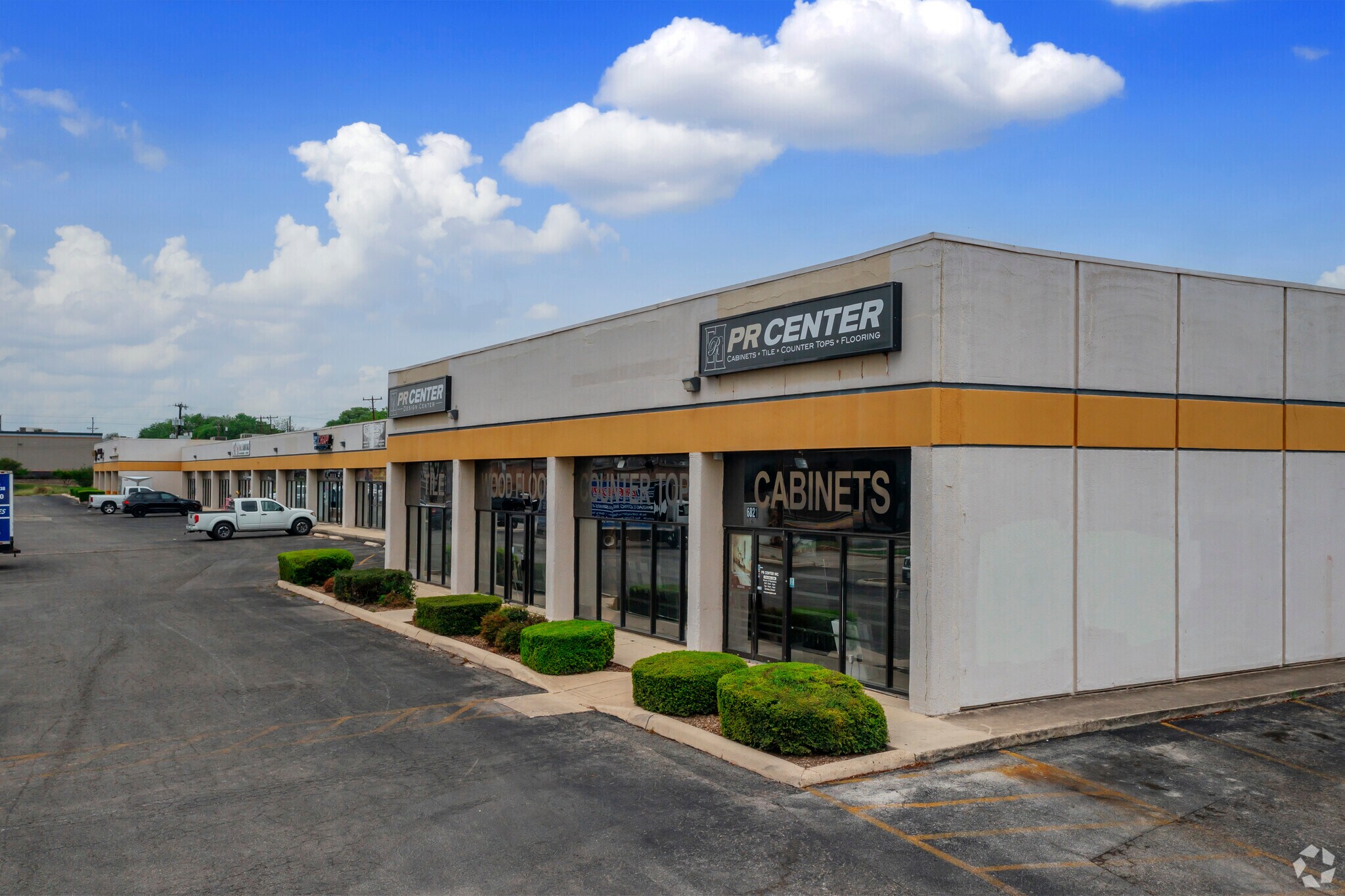 6821-6883 Bandera Rd, San Antonio, TX à louer Photo principale- Image 1 de 10