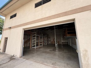 94-423 Akoki St, Waipahu, HI for lease Interior Photo- Image 1 of 7