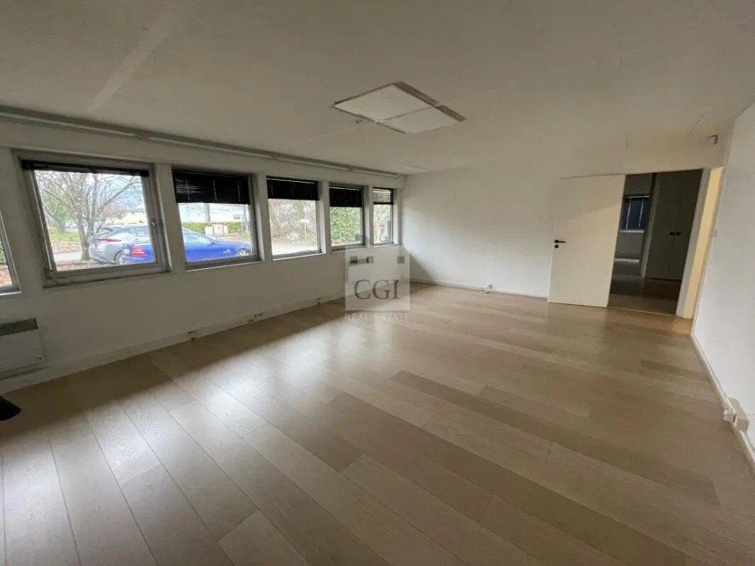 Bureau dans Meylan à louer Photo intérieure- Image 1 de 4