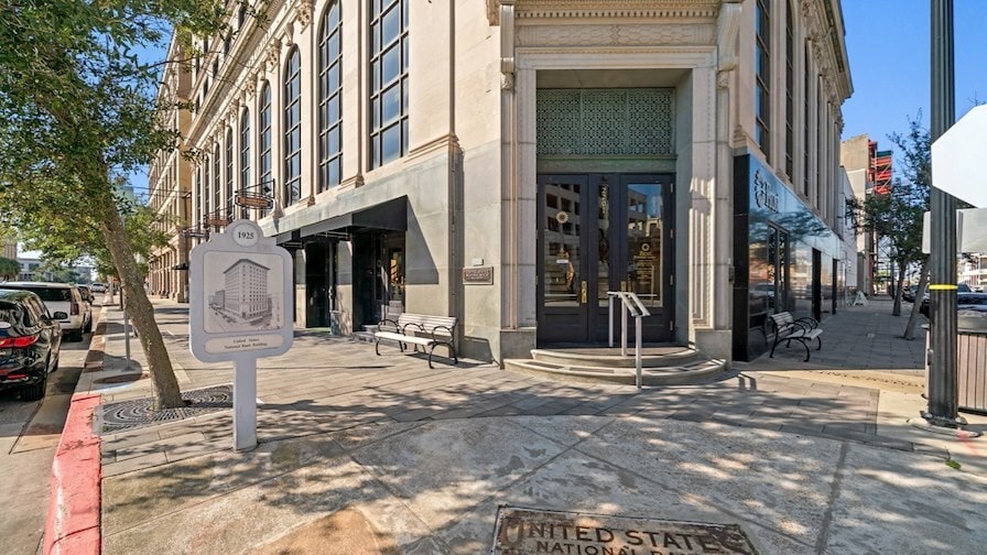 2201 Market St, Galveston, TX for sale - Building Photo - Image 3 of 9