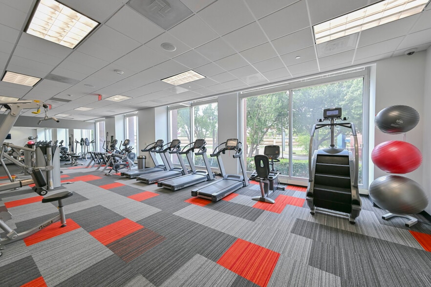 10440 N Central Expy, Dallas, TX for sale - Building Photo - Image 3 of 61