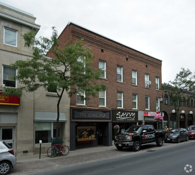 88-94 King St W, Brockville, ON à vendre - Photo principale - Image 1 de 5