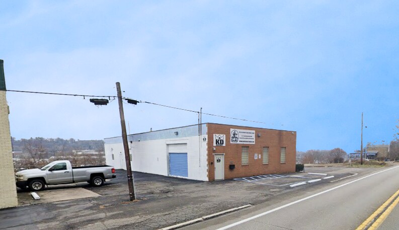 4608 4608-4620 Allegheny River Boulevard Blvd, Verona, PA à vendre - Photo du bâtiment - Image 2 de 5