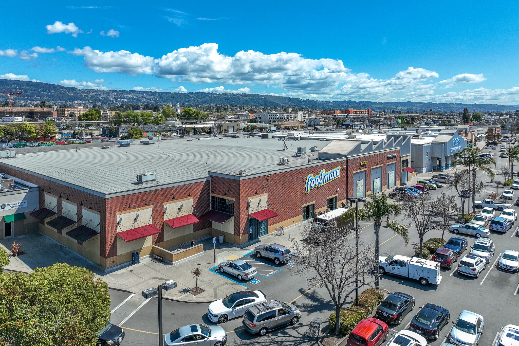 3000-3100 E 9th St, Oakland, CA for lease Building Photo- Image 1 of 6
