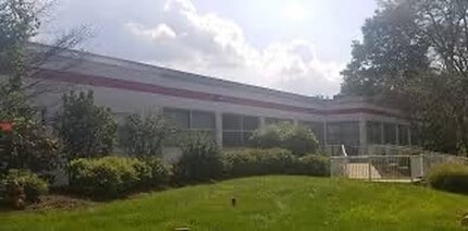 1037 Compass Cir, Greensburg, PA for lease Building Photo- Image 1 of 5