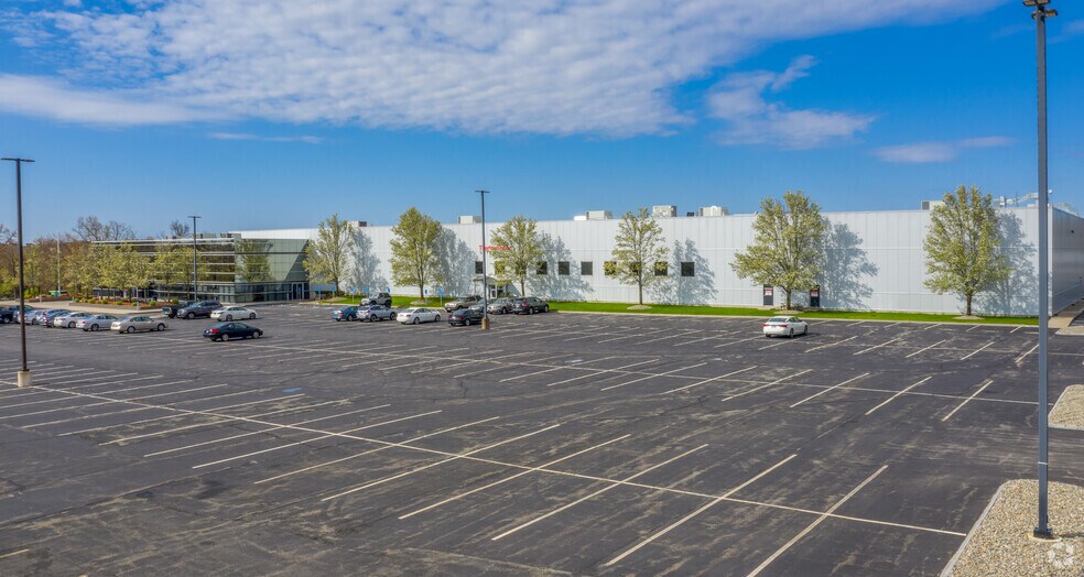 300 Jubilee Dr, Peabody, MA à louer - Photo du bâtiment - Image 2 de 13