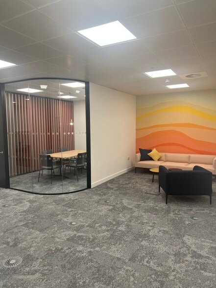 Oldbury, Bracknell à louer - Photo intérieure - Image 2 de 18