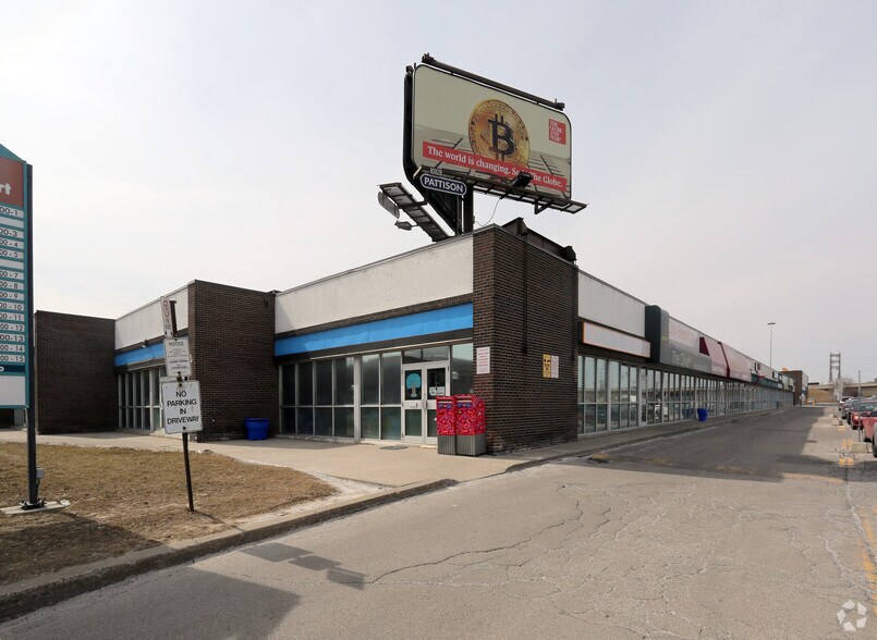 100 The East Mall, Toronto, ON for sale - Primary Photo - Image 1 of 1