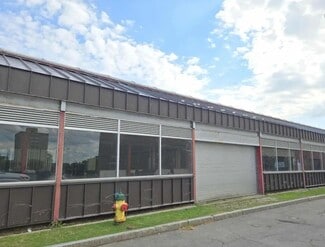 Plus de détails pour 215 Ford St, Ogdensburg, NY - Flex à vendre