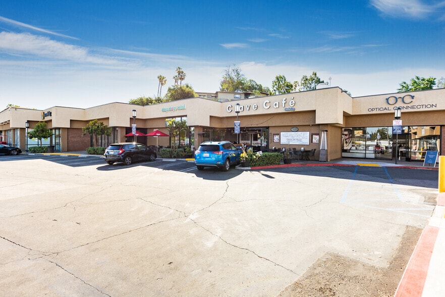 11960-11996 Ventura Blvd, Studio City, CA for lease - Building Photo - Image 3 of 9
