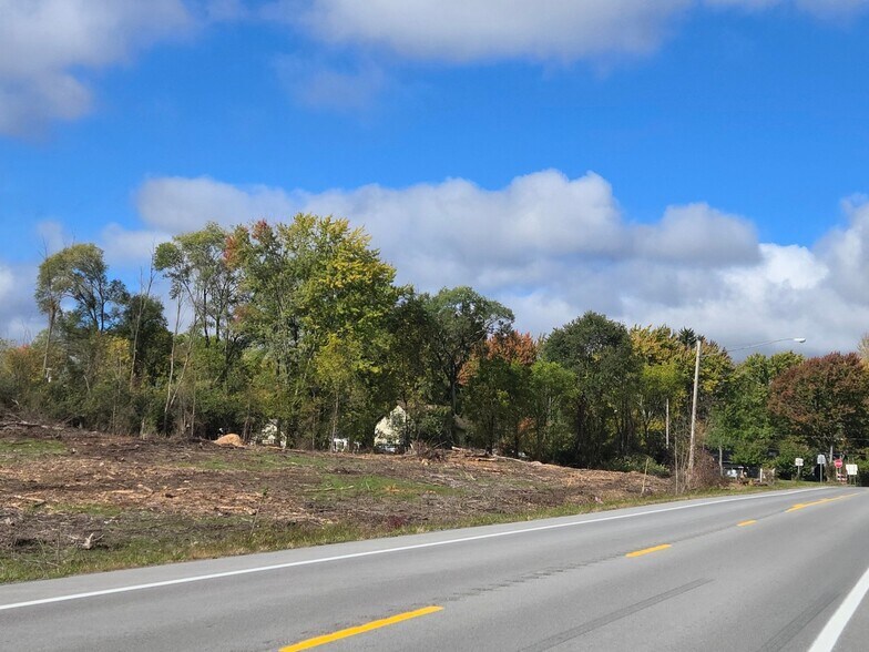 19 Scottsville-Chili Rd, Rochester, NY à vendre - Photo du bâtiment - Image 2 de 5