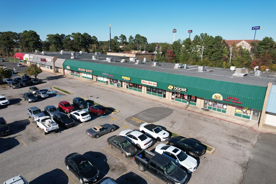 6713-6715 Pines Rd, Shreveport, LA à vendre - Photo du bâtiment - Image 2 de 24