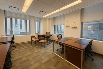 745 Fifth Ave, New York, NY à louer Autre- Image 1 de 2