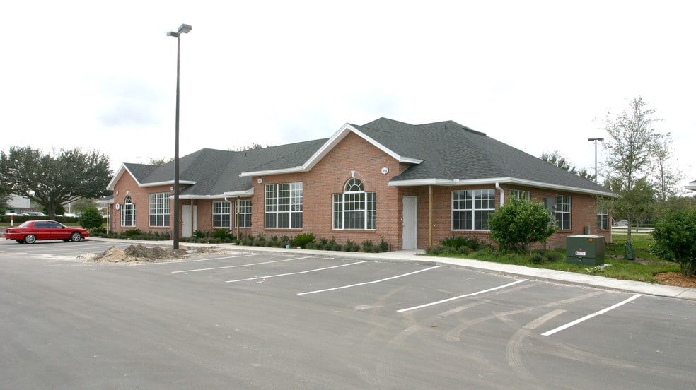 6817 Southpoint Pky, Jacksonville, FL for lease - Primary Photo - Image 2 of 22