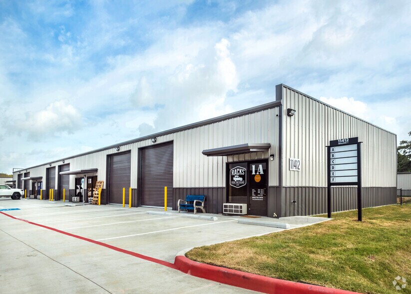 11412 Spring Cypress Rd, Tomball, TX à vendre - Photo principale - Image 2 de 5