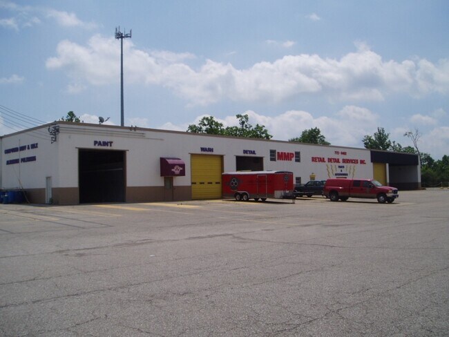 Plus de détails pour 6380 Centre Park Dr, West Chester, OH - Industriel à louer