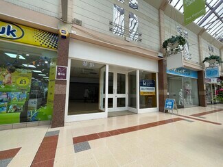 Plus de détails pour 15 High St, Sittingbourne - Commerce de détail à louer