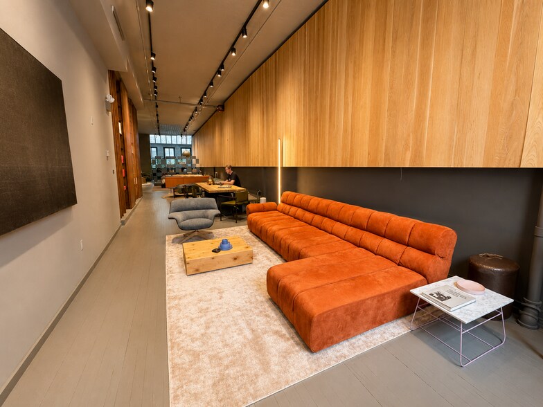 60 Grand St, New York, NY à louer - Photo du bâtiment - Image 2 de 7